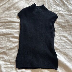 Black Sleeveless Knit Top